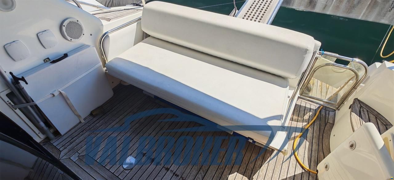 Sealine C 39