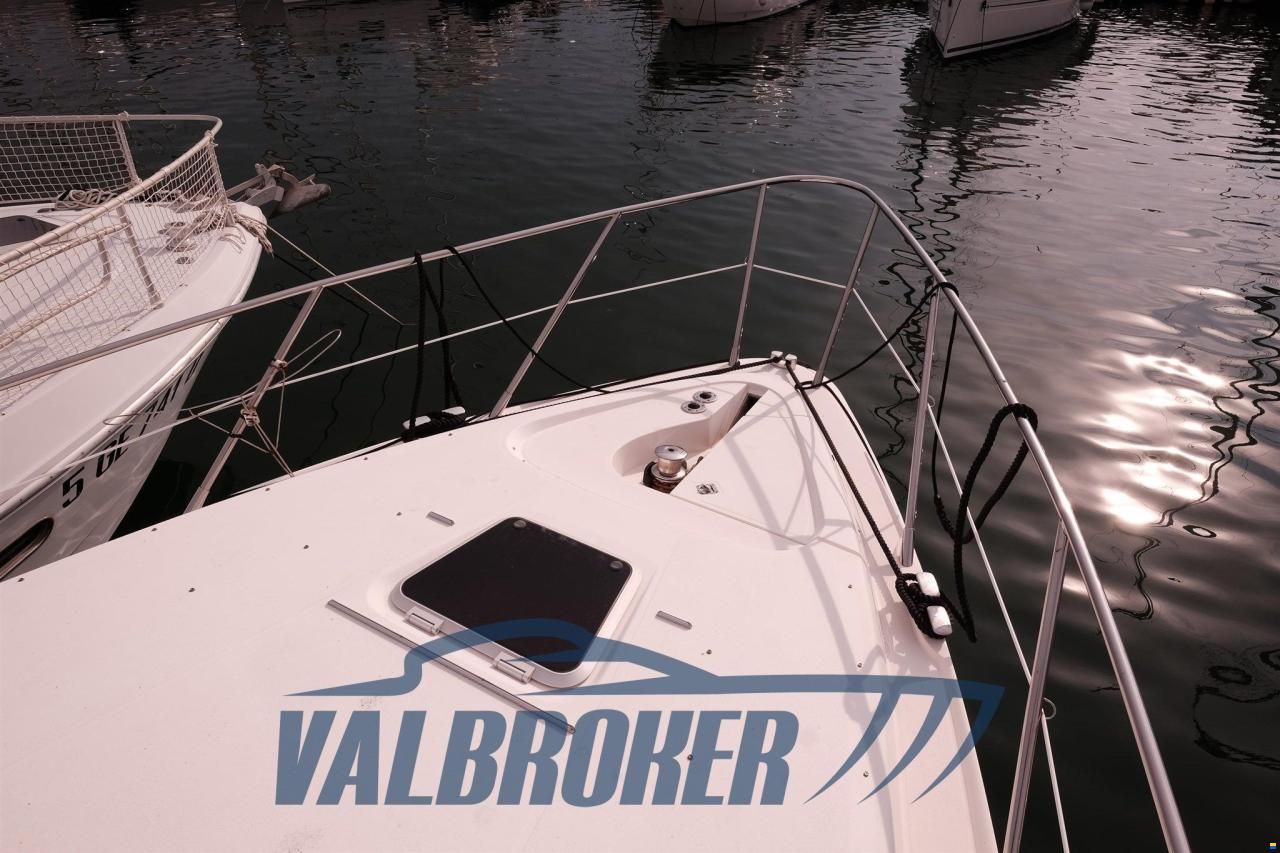 Sealine C 39