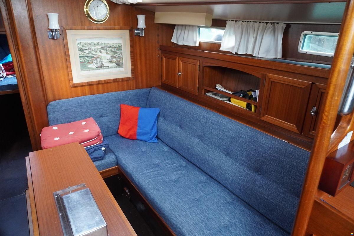 Hanseat 35