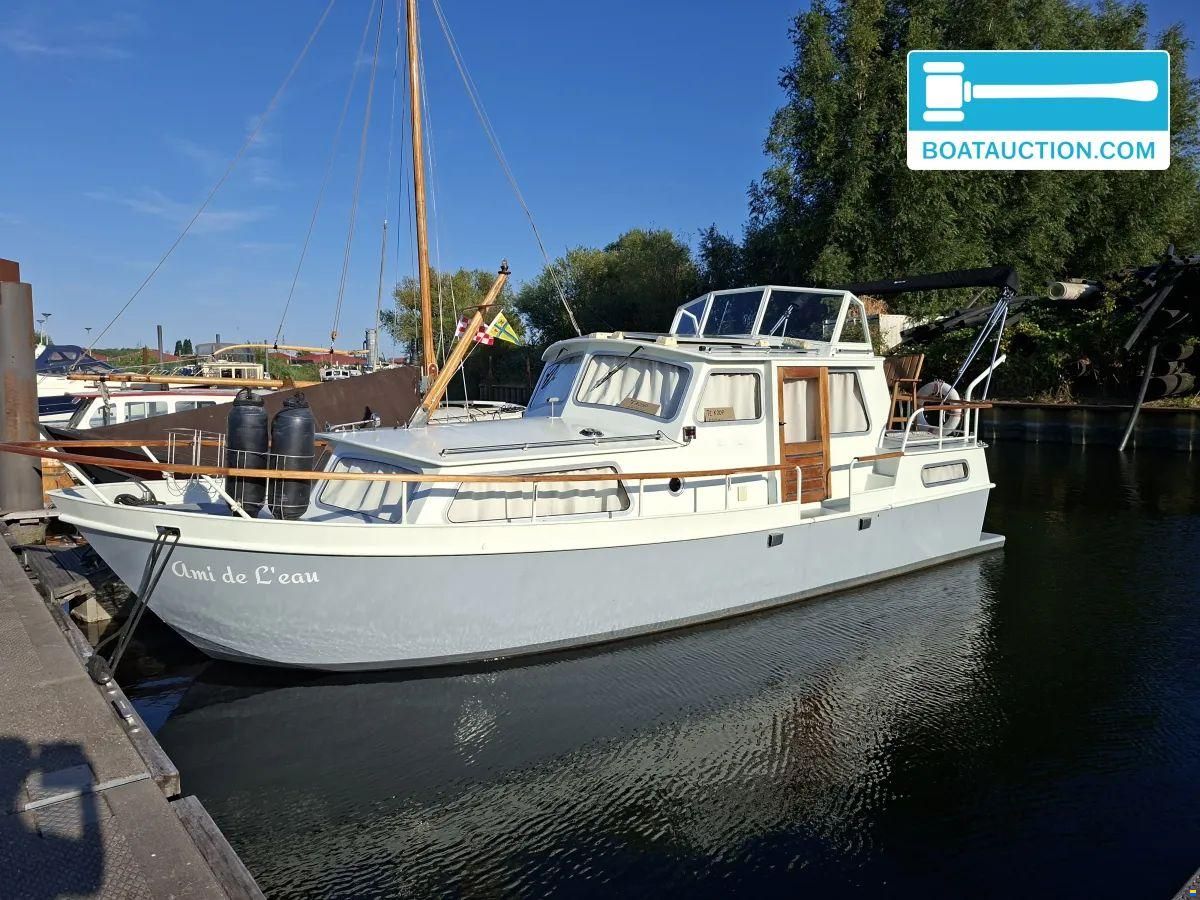Crown kruiser 970