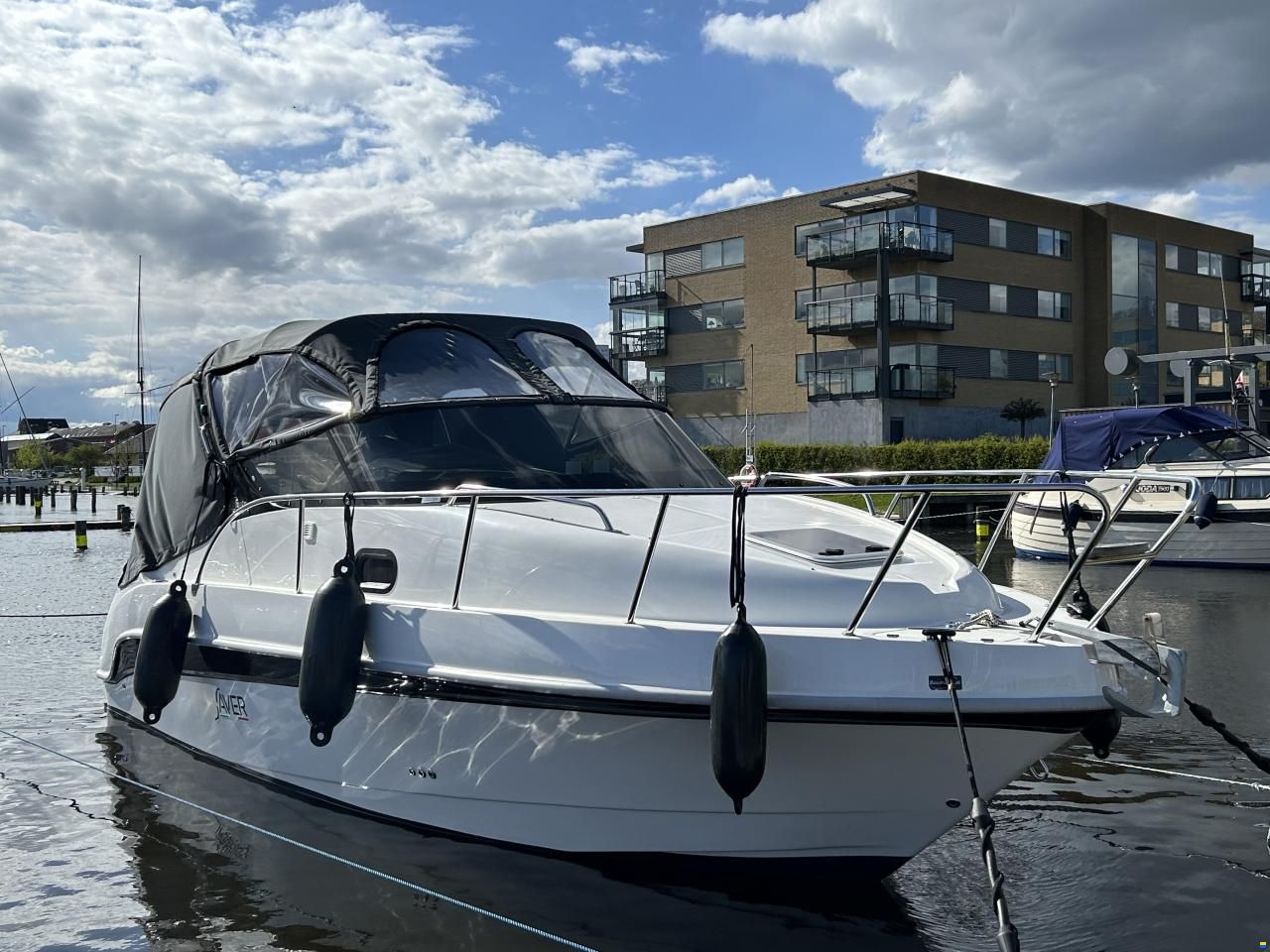 Saver 690 Cabin Sport