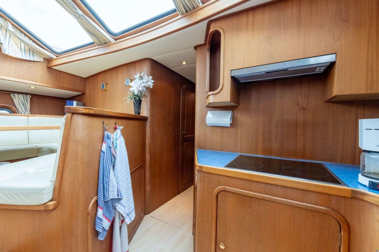 Pacific Allure 180 Cabrio