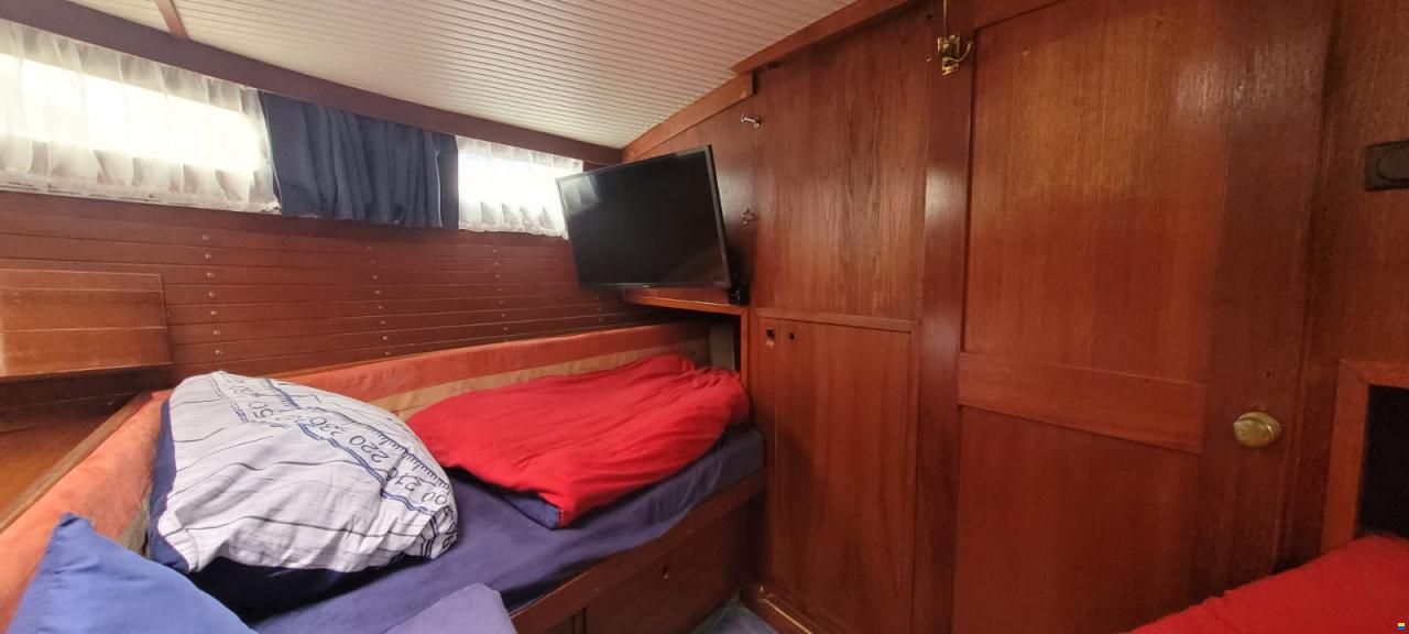 Siltala Nauticat 33