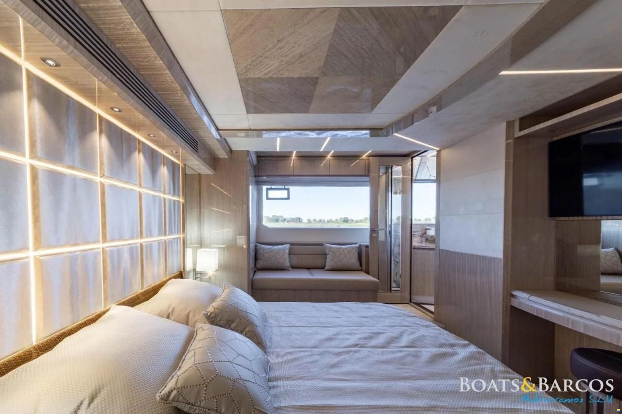 Galeon 640 Fly