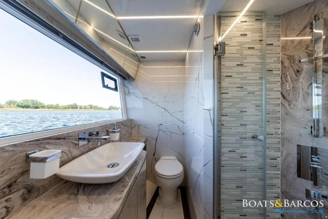 Galeon 640 Fly