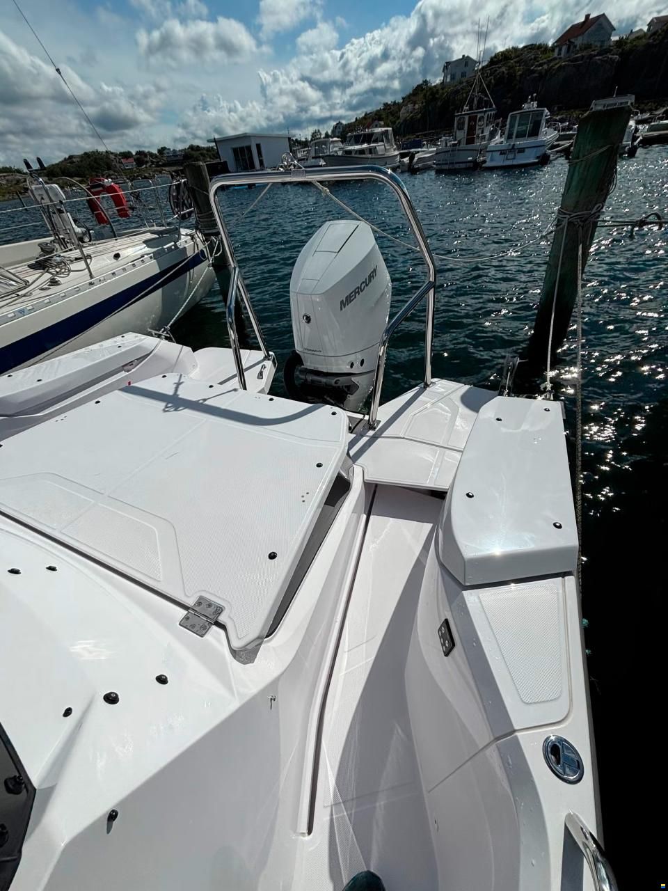 Axopar 29 XC Cross Cabin