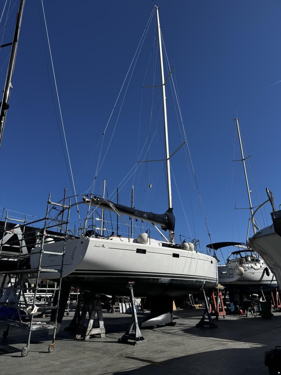 Hanse 415