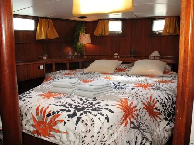 Suncoast 48