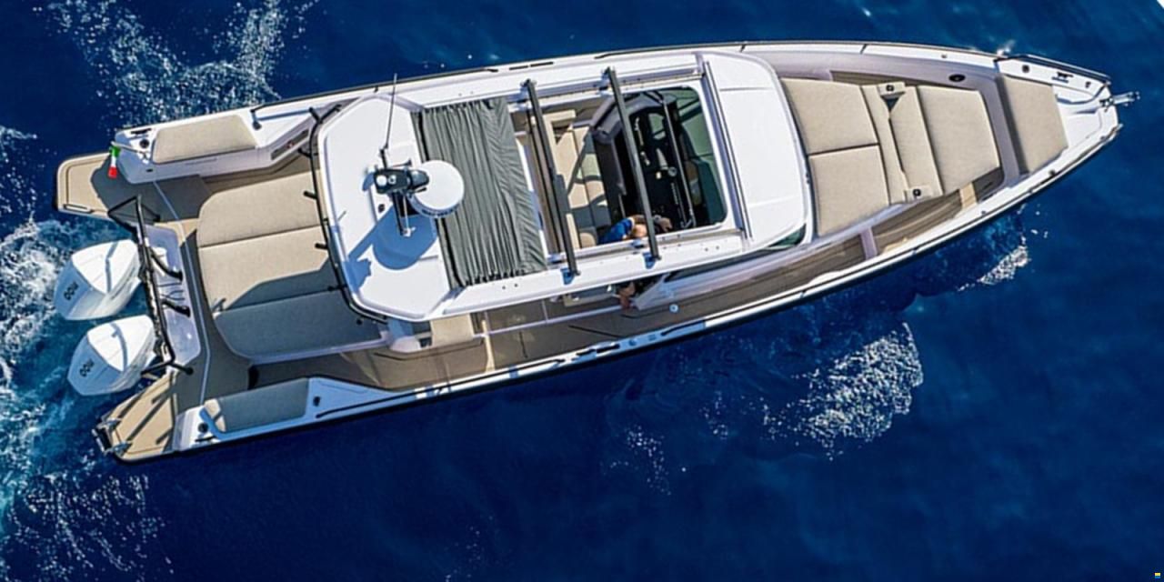 Axopar 37 SUN TOP MEDITERRANA