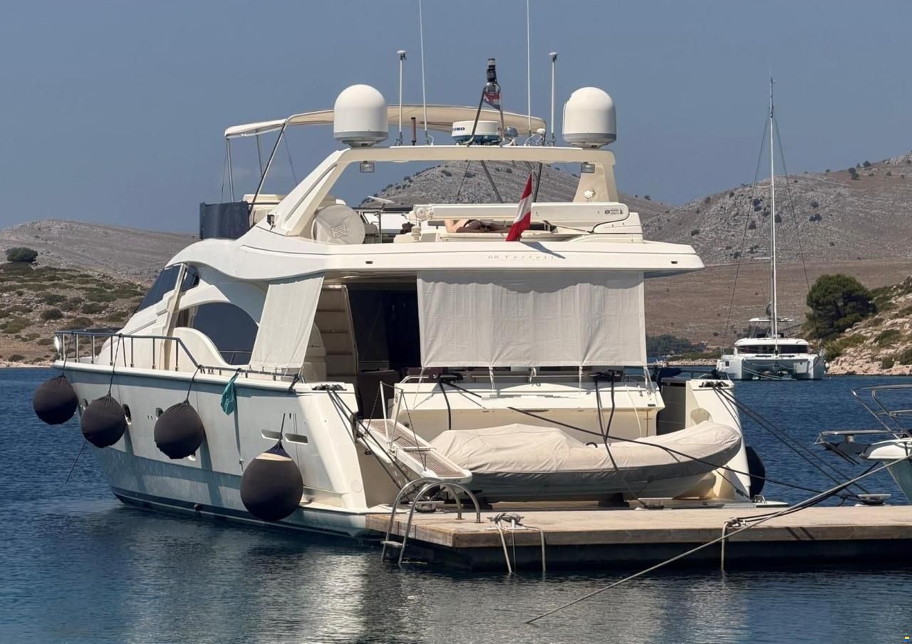 Ferretti 68