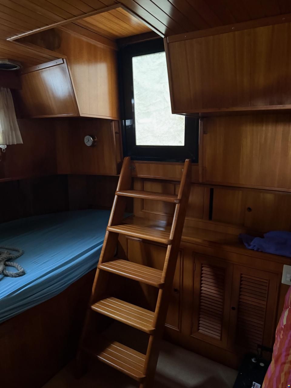 AMS Trawler 42