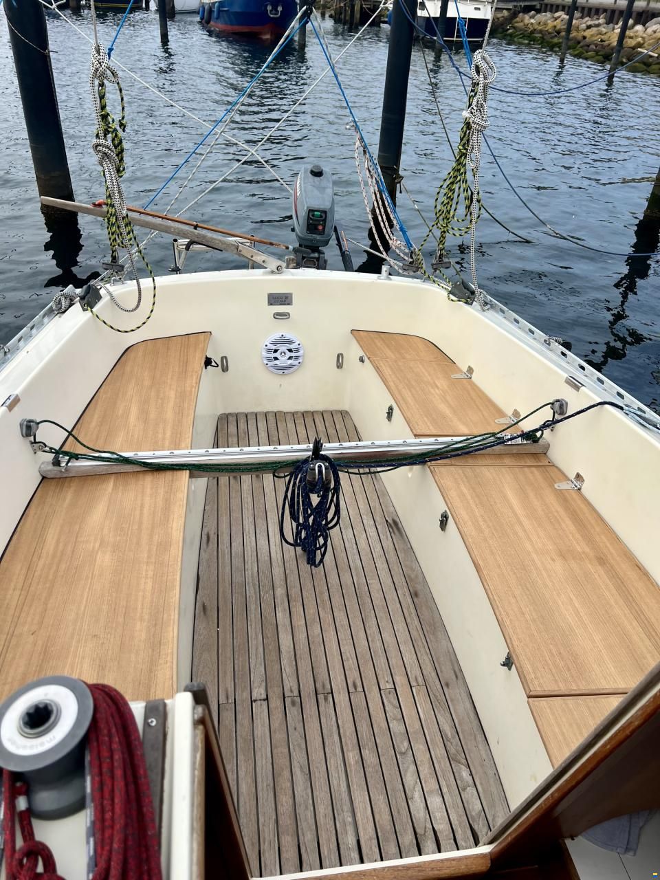 Larsen 25