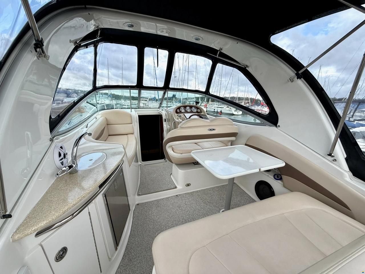 Chaparral 270 Signature