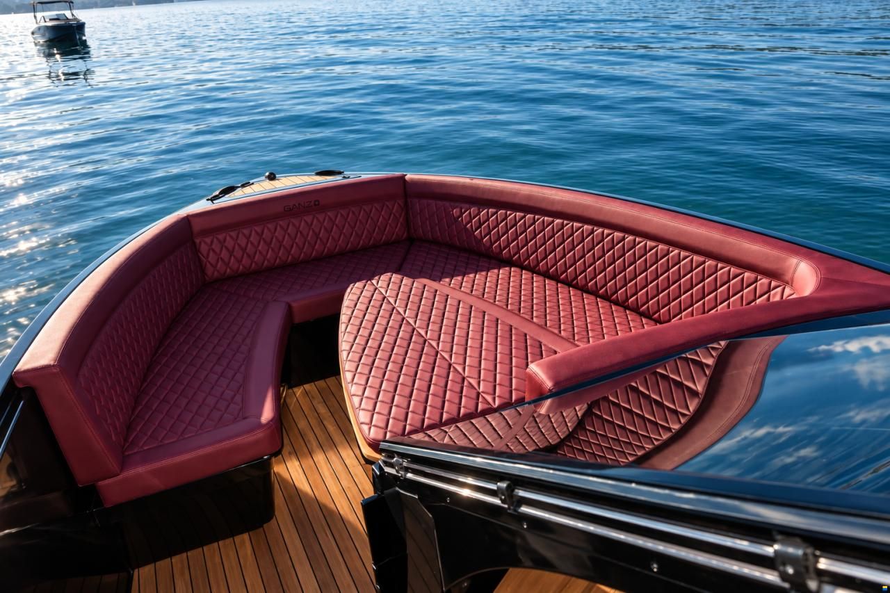 Ganz Boats Ovation 7X Open