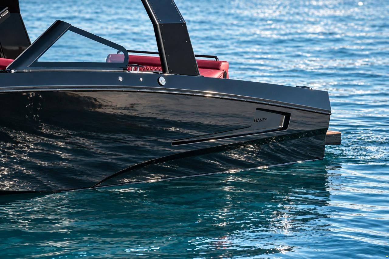 Ganz Boats Ovation 7X Open