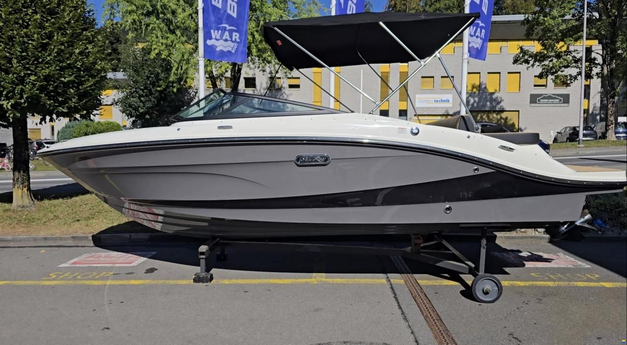 Sea Ray SPX 210 Europe