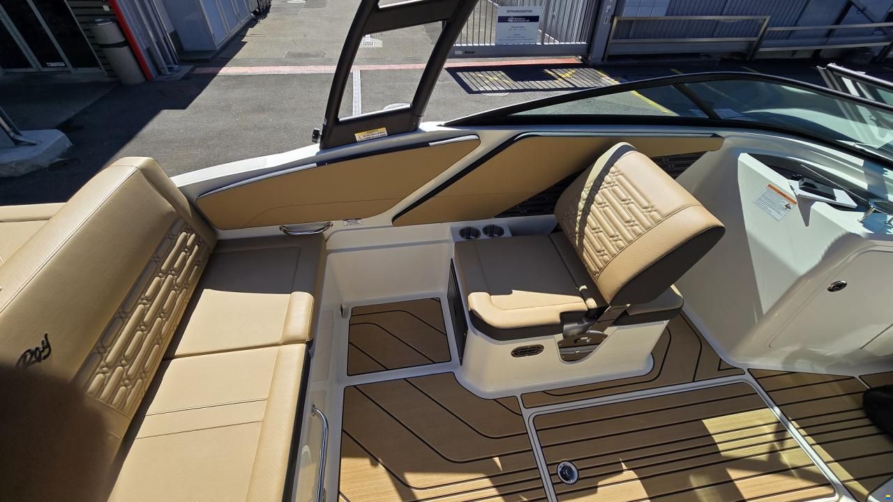 Sea Ray SPX 210 Europe