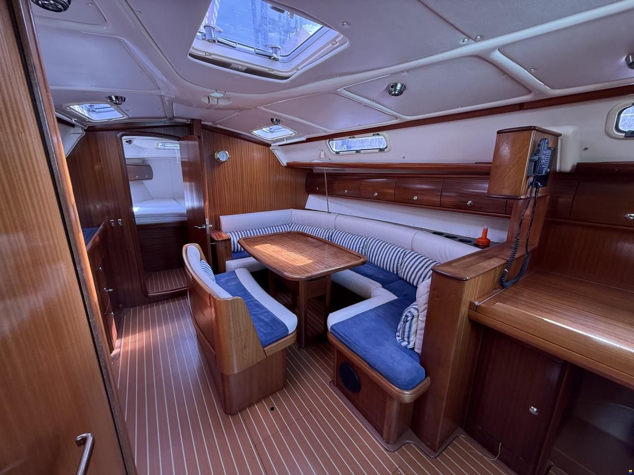 Bavaria 38-3