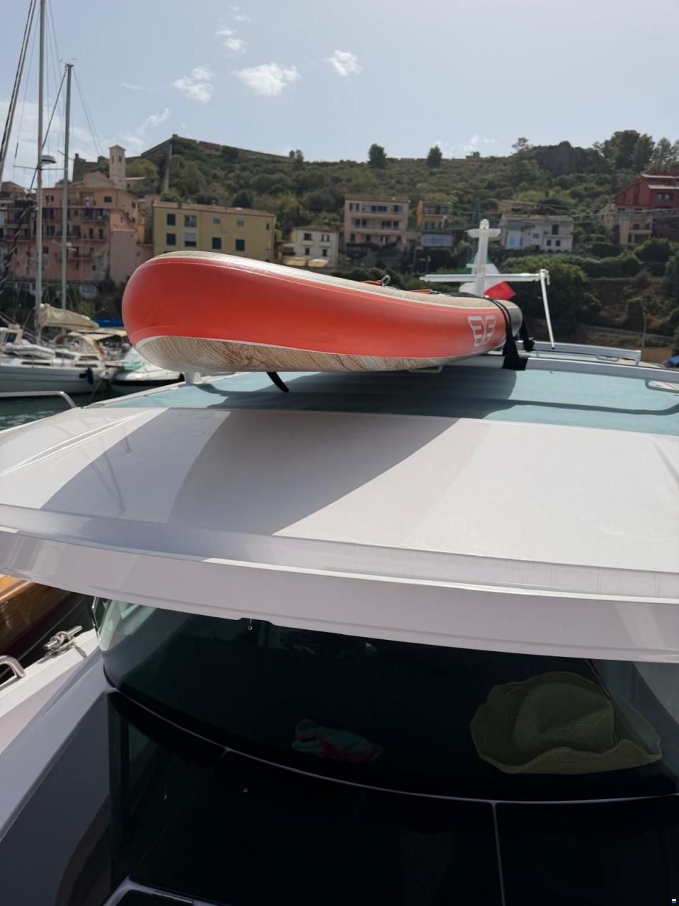 Axopar 29 XC Cross Cabin