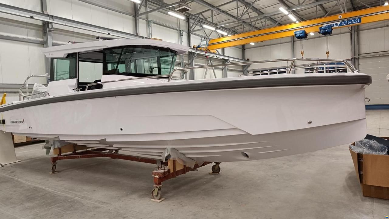 Axopar 29 XC Cross Cabin
