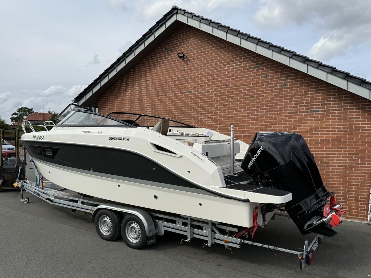 Quicksilver 805 Cruiser mit 2x Mercury F200XL V6