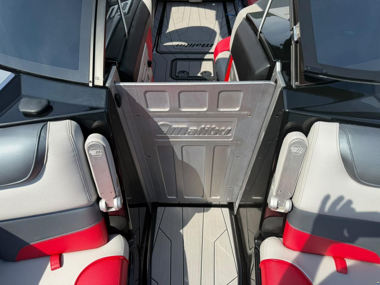 Malibu M235 Mastercraft Nautiqe Tige Centurion