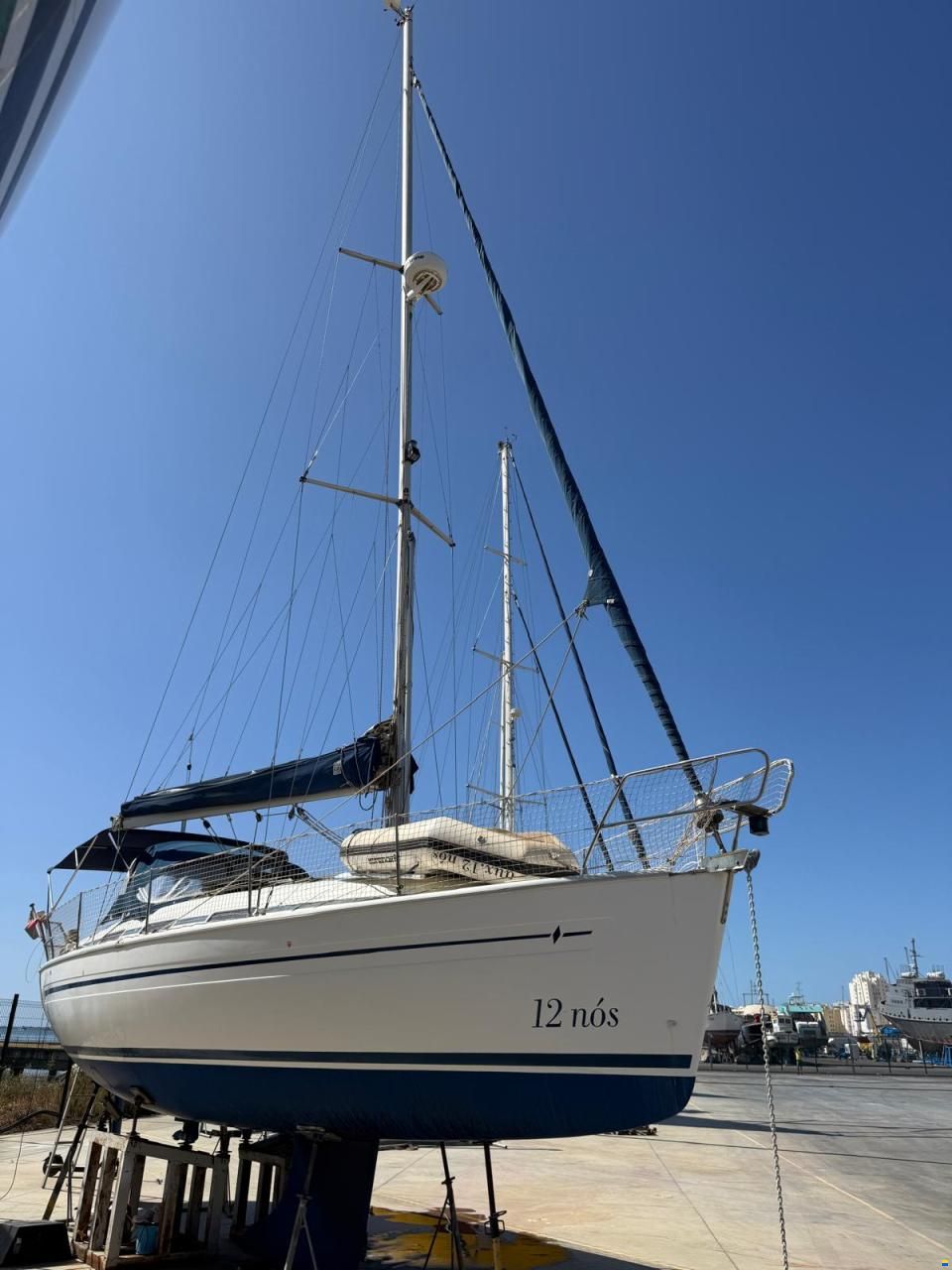 Bavaria Cruiser 32
