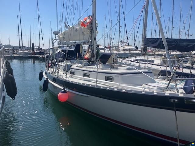Valiant Yachts Valiant 42