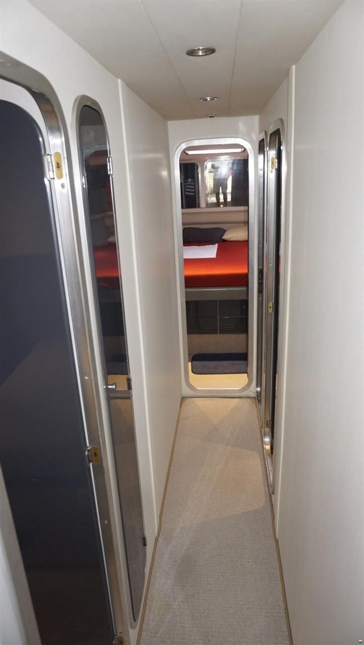 Ferretti ALTURA 52