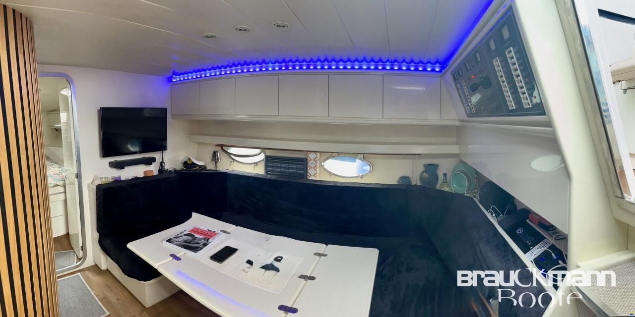 Ferretti Pershing 40