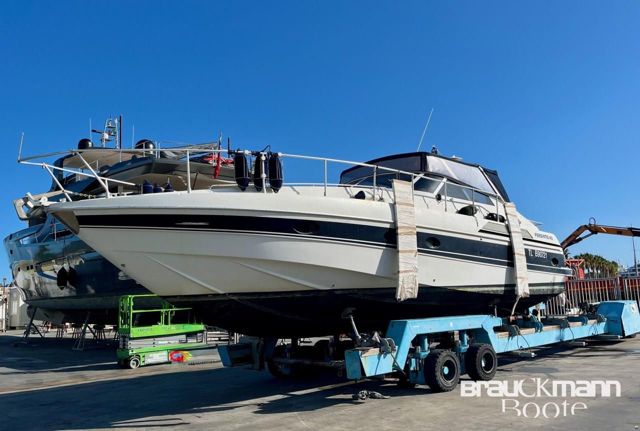 Ferretti Pershing 40