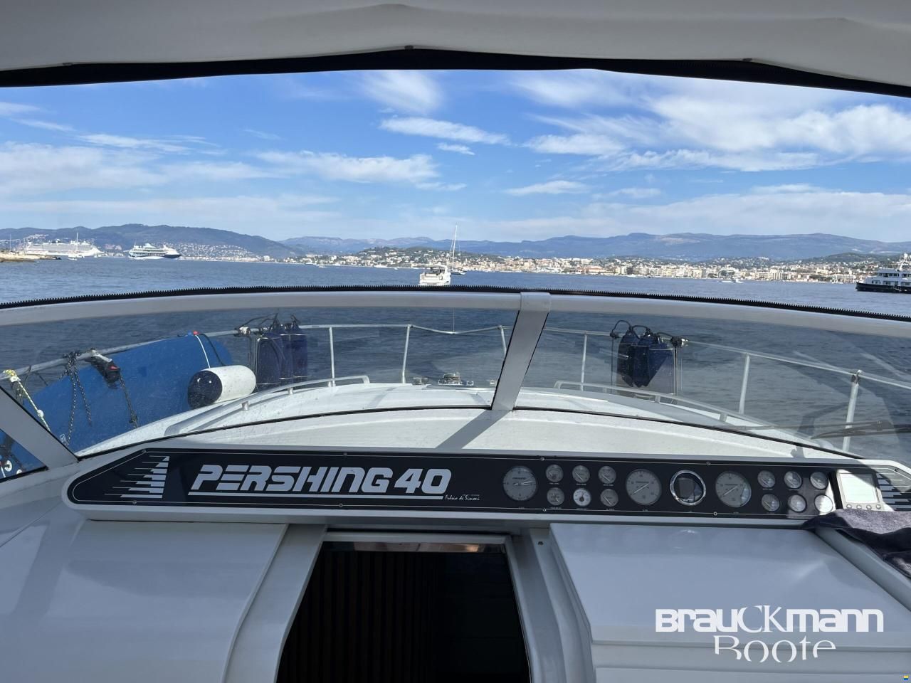 Ferretti Pershing 40