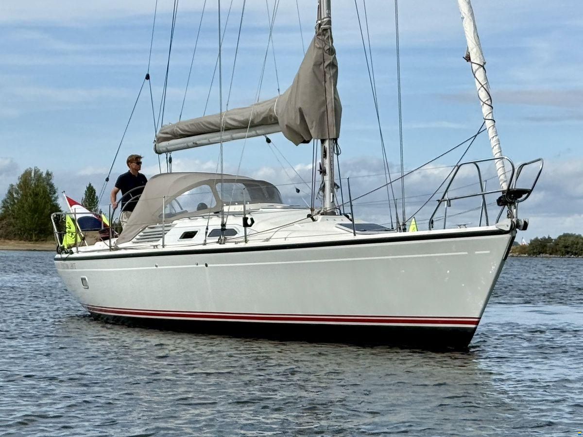 Dehler 37 cws 3-cabins