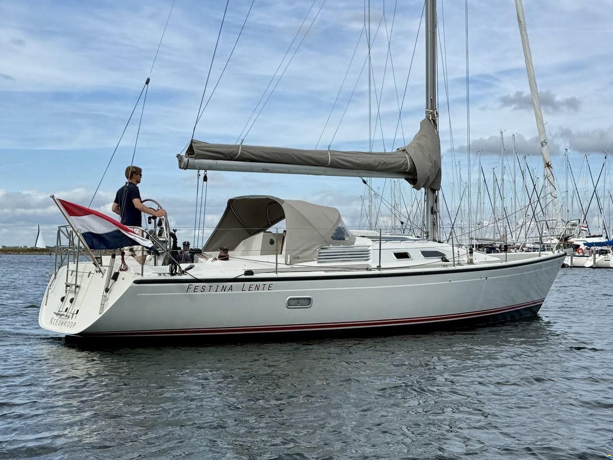 Dehler 37 cws 3-cabins