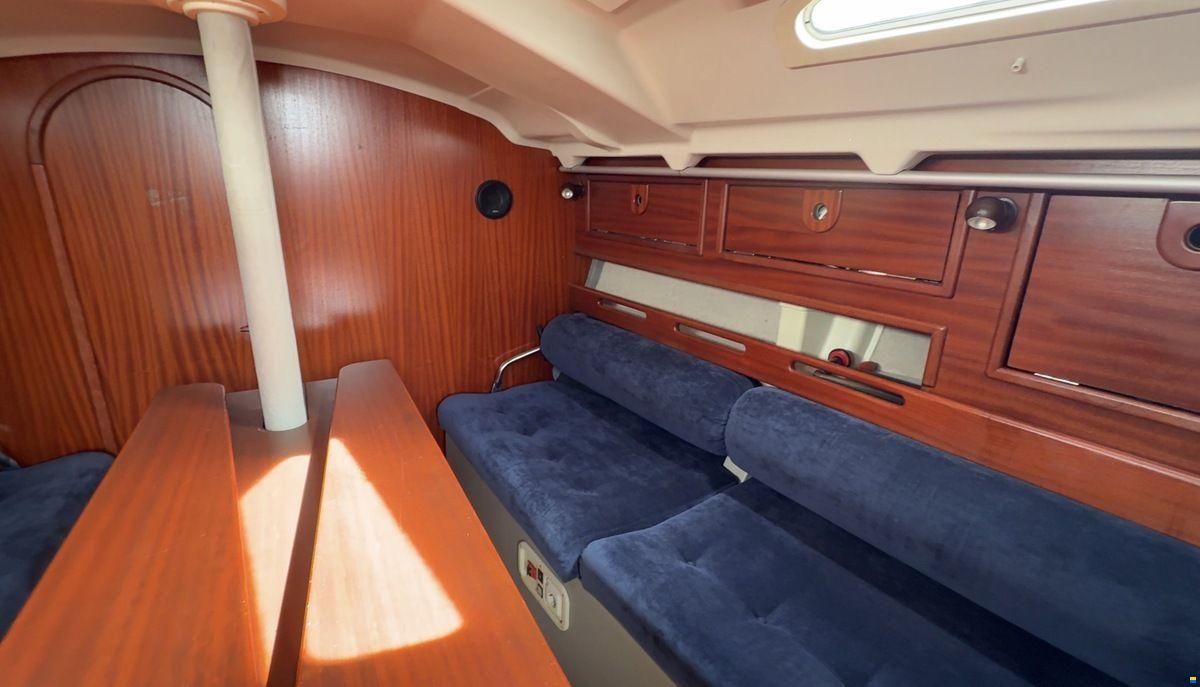 Dehler 37 cws 3-cabins