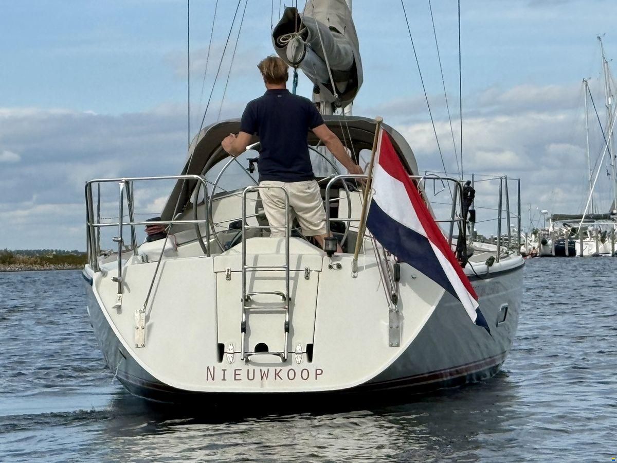 Dehler 37 cws 3-cabins