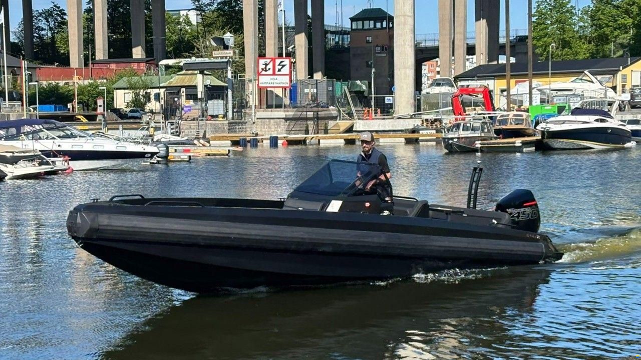 IRON 827