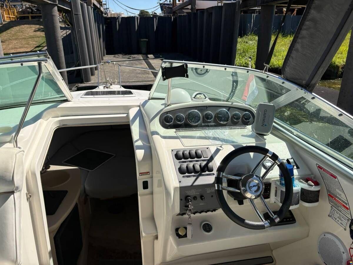 Sea Ray 250 Sundancer