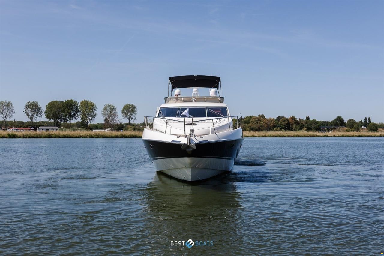 Sunseeker Manhattan 64