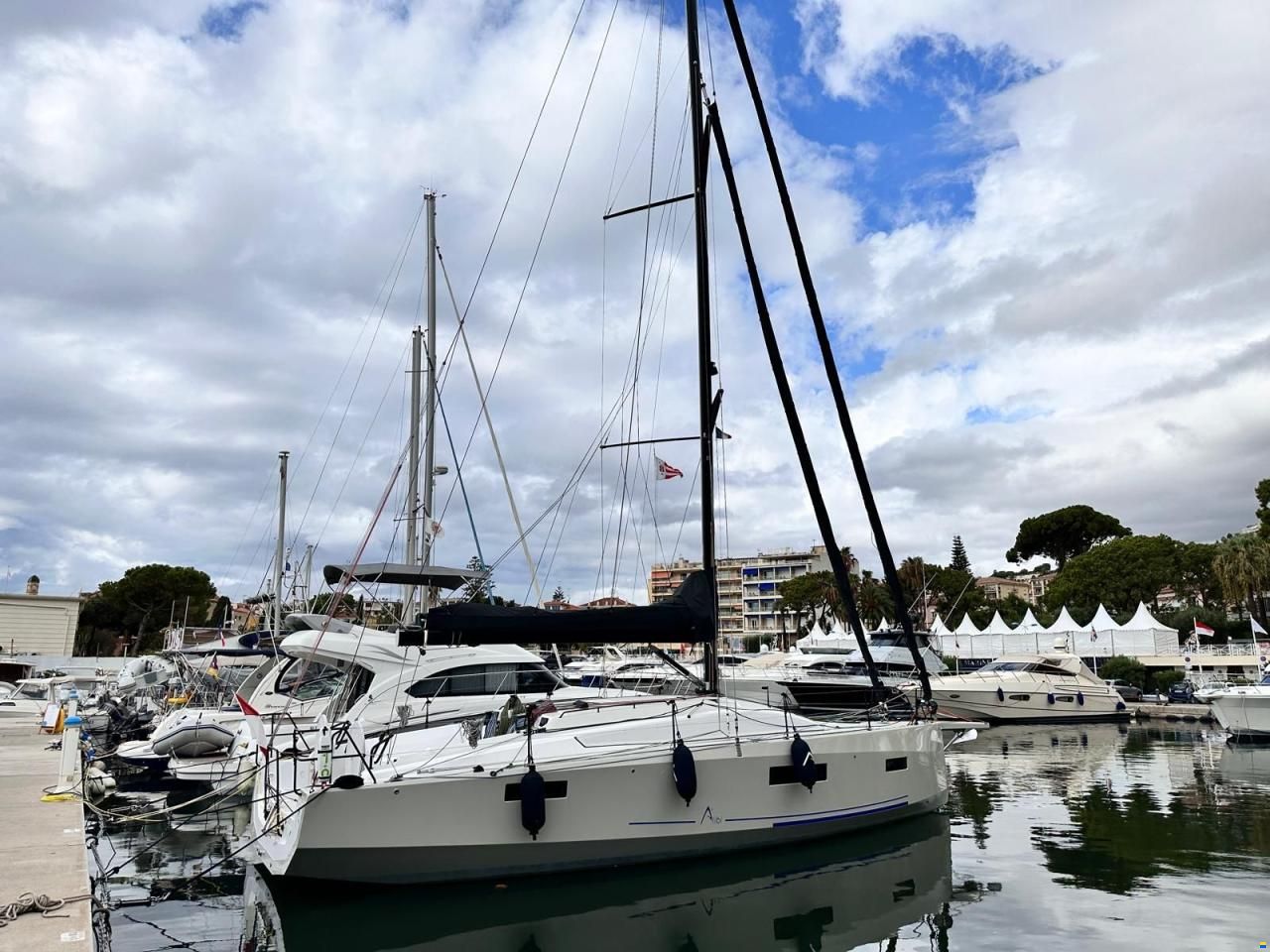 RM Yachts 1180