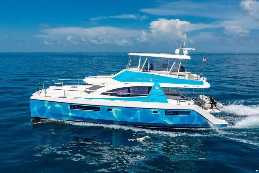Leopard 51 Powercat
