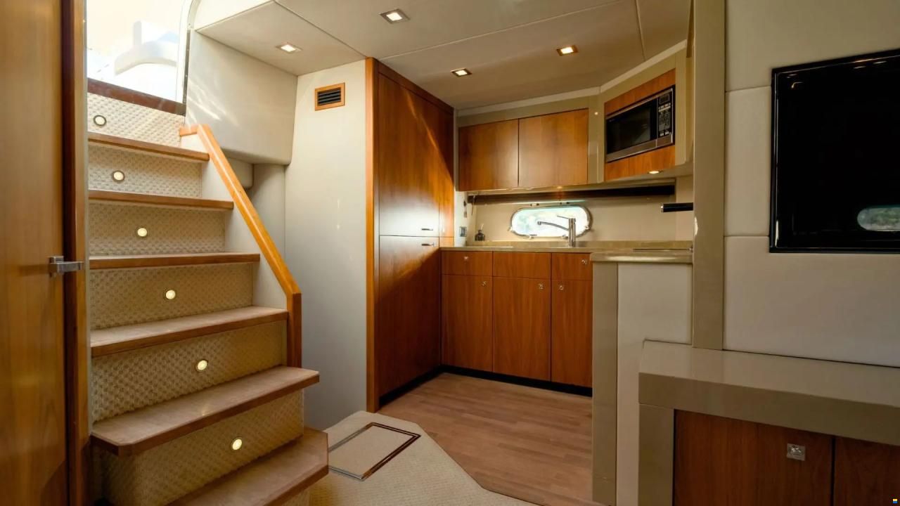 Sunseeker Predator 60