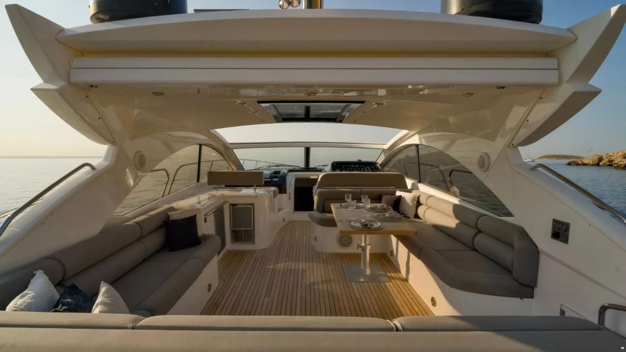 Sunseeker Predator 60