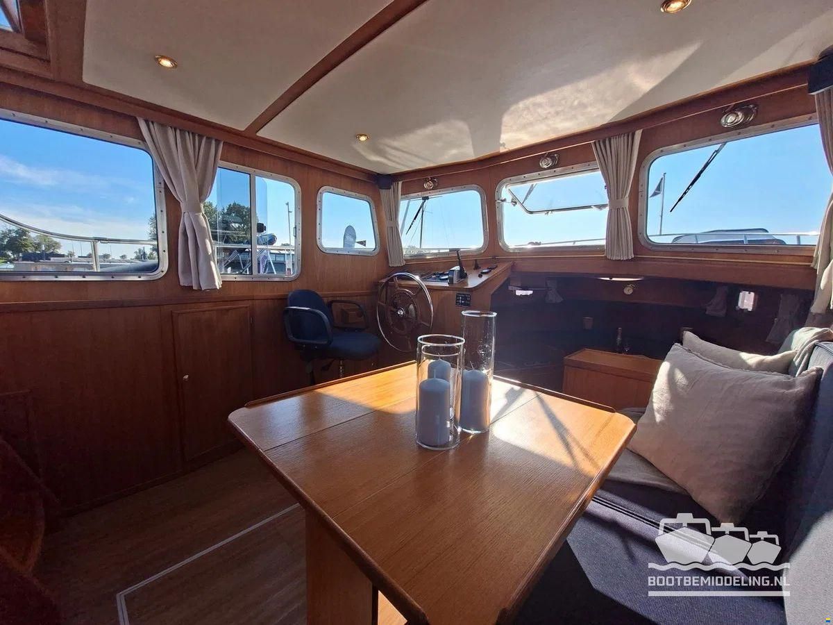 Stevens Nautical Columbus Spiegelkotter 10.50 AK