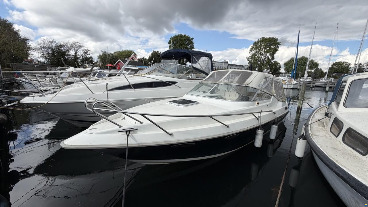 Laguna 7500