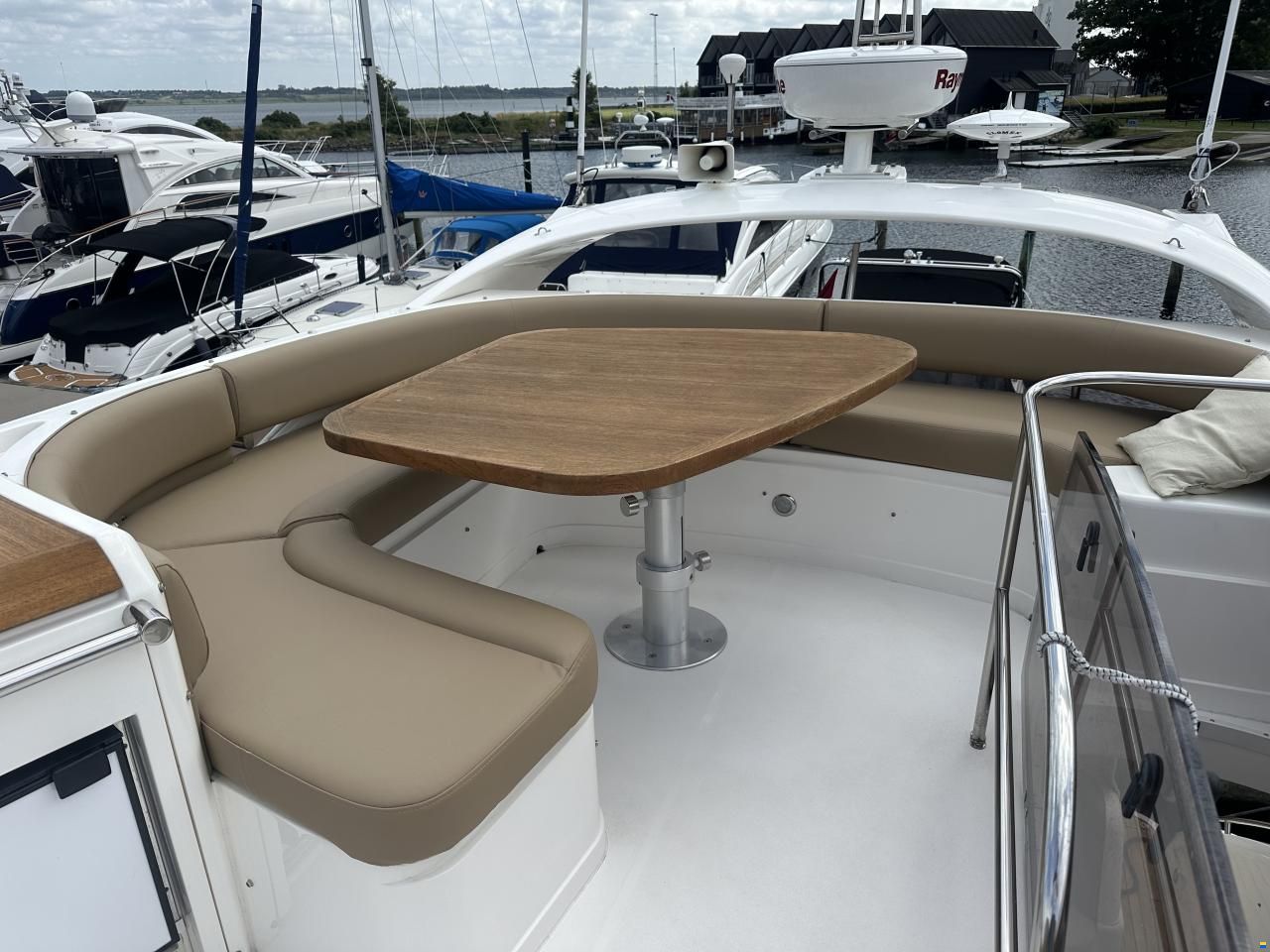 Fairline Phantom 48