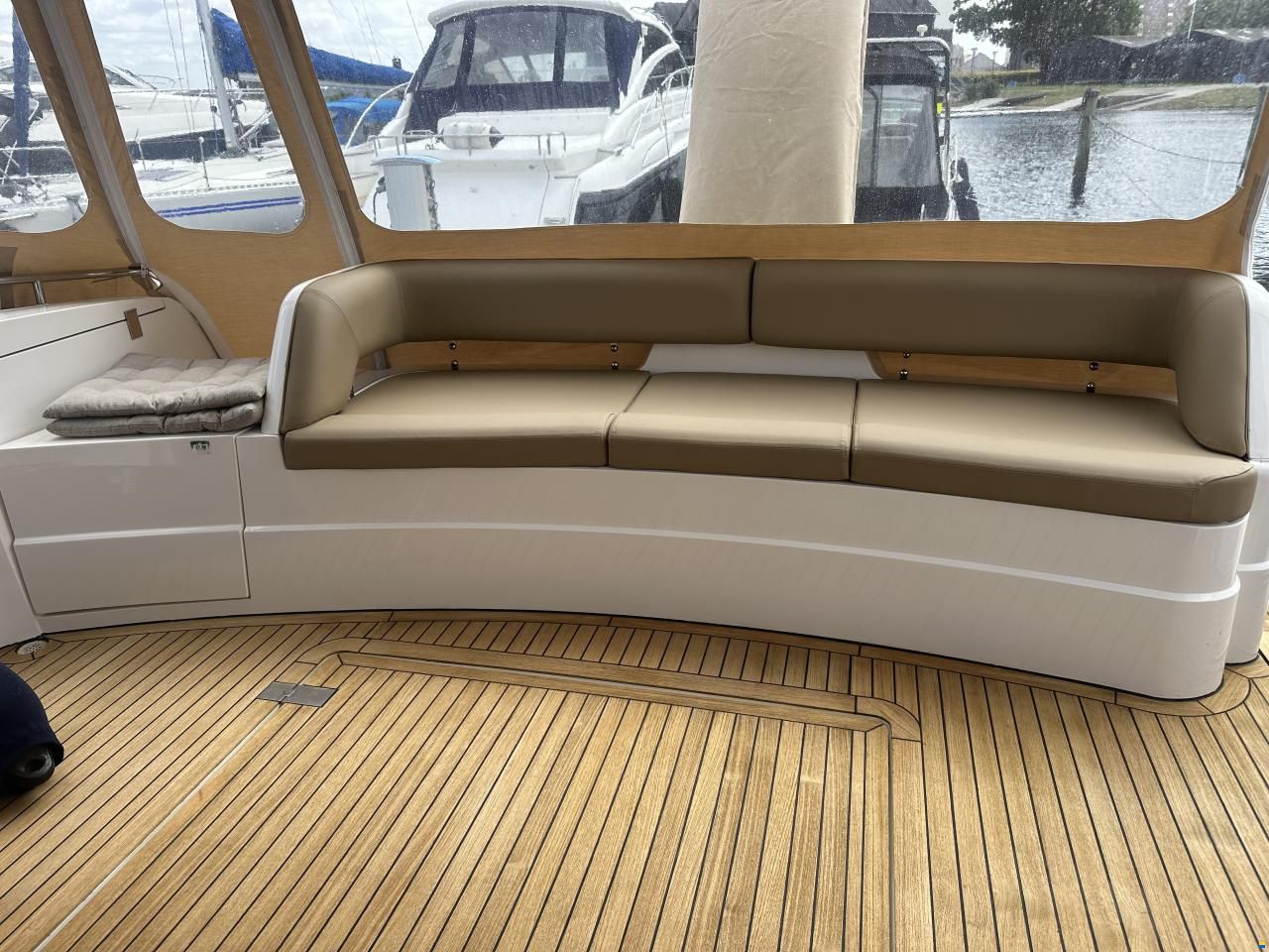 Fairline Phantom 48