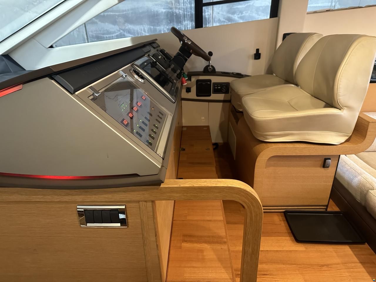 Fairline Phantom 48