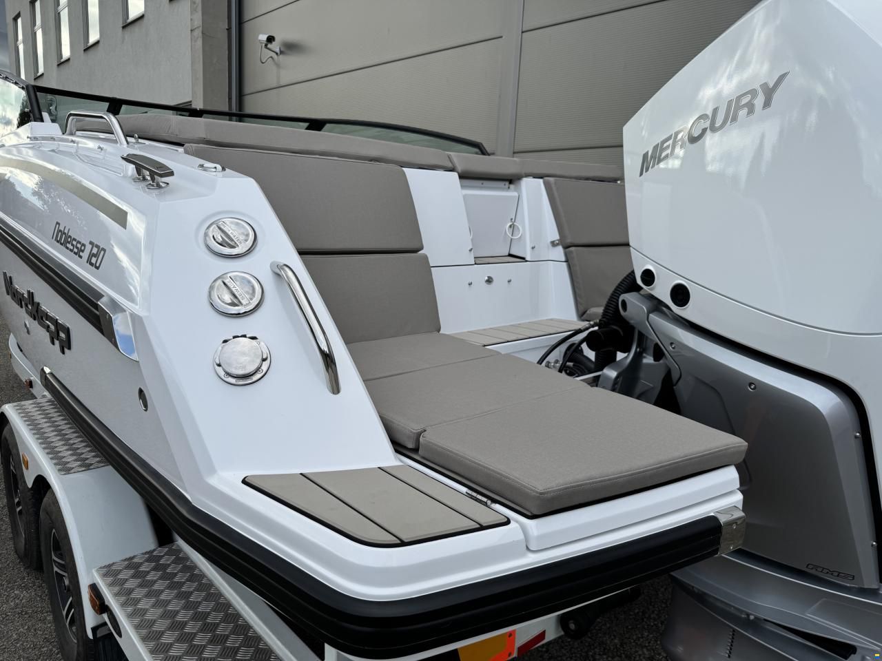 Nordkapp Noblesse 720