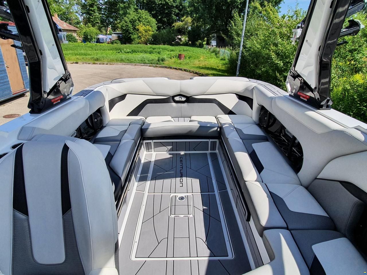Centurion Ri245